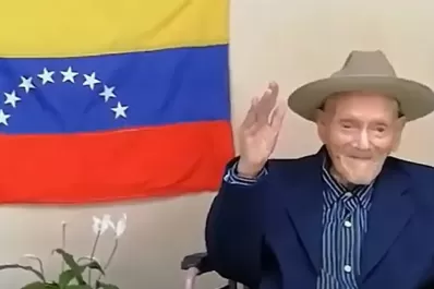 El hombre más longevo del mundo se prepara para celebrar sus 113 años