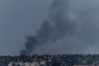 Dos rusos se declaran culpables de crímenes de guerra cometidos en Ucrania