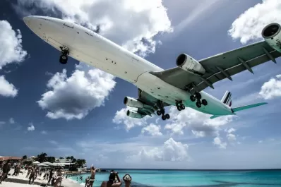 Así es el vuelo internacional más corto y exclusivo del mundo