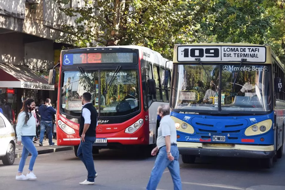 La crisis del transporte de pasajeros.