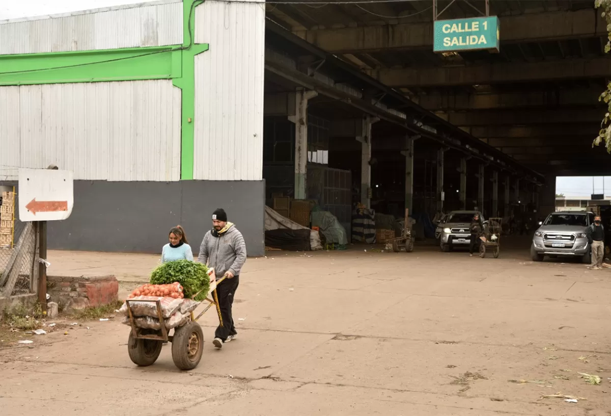 POCA ACTIVIDAD. El Mercofrut sufre por el faltante de gasoil.