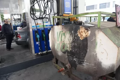 Hoy, no hay combustible en Tucumán”: transportistas activan la idea del paro