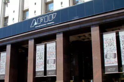 En mayo, la recaudación de impuestos registró un crecimiento del 80% interanual