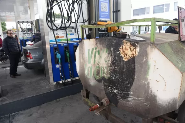 Hoy, no hay combustible en Tucumán”: transportistas activan la idea del paro