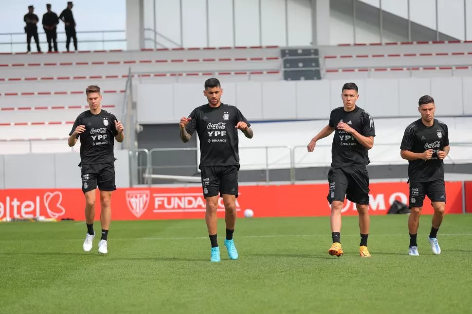 PREPARACIÓN. Argentina en la previa, se entrenó en el estadio “San Mamés” de Atlético de Bilbao de España. Allí, llevaron a cabo una práctica a puertas abiertas. 