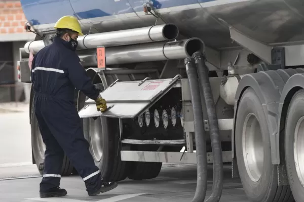 Claves de la escasez: Nación garantizó la compra de gasoil para solucionar el tema