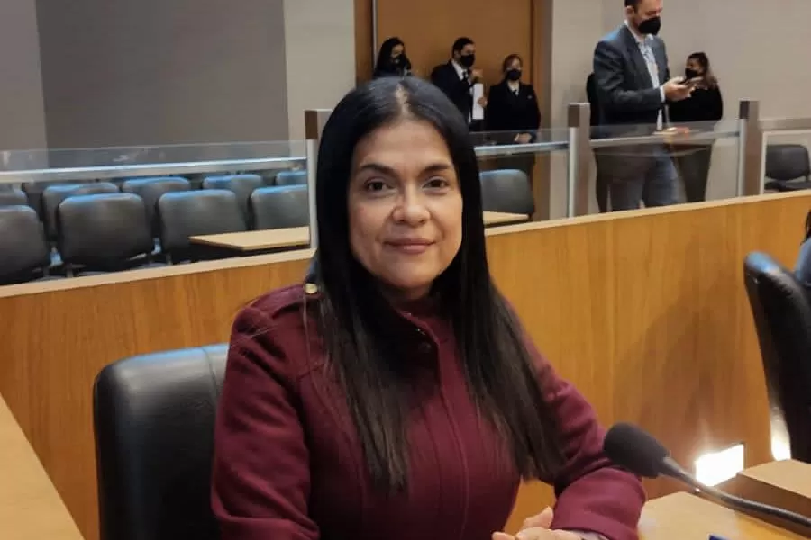 Liliana Leiva, concejal de Fuerza Republicana (FR).