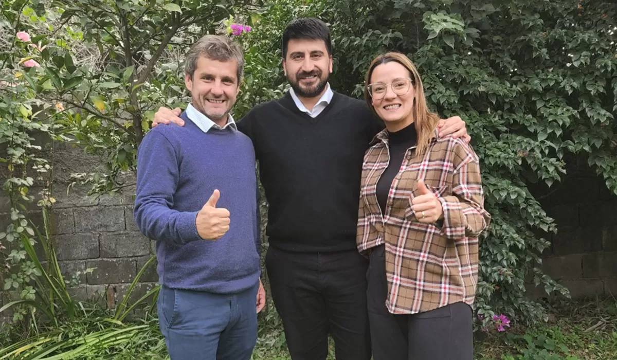 ENCUENTRO RADICAL. Los intendentes de Bella Vista, Sebastián Salazar, y de Yerba Buena, Mariano Campero dieron muestras de un acercamiento.