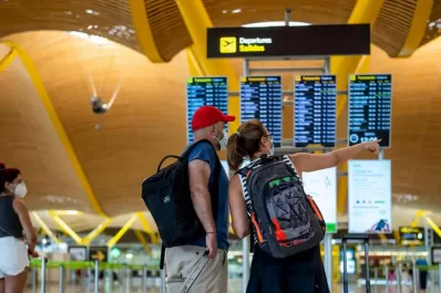 Habrá que sacar un permiso especial para viajar a Europa