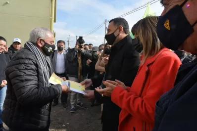 Comenzó la entrega de viviendas recuperadas en el barrio Manantial Sur