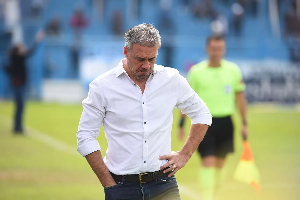 Lucas Pusineri, entrenador de Atlético.