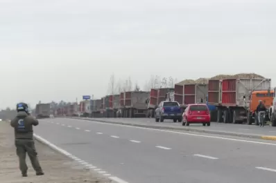 El Gobierno debe solucionar la falta de gasoil