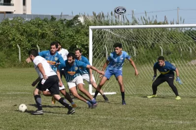Fútbol: Las Cañas transita etapa de definiciones