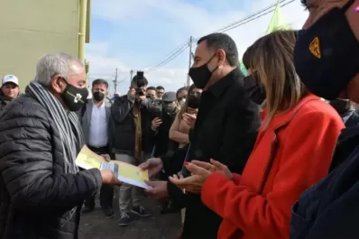 Se reactivó Manantial Sur: en 10 días se entregarían otras 20 casas