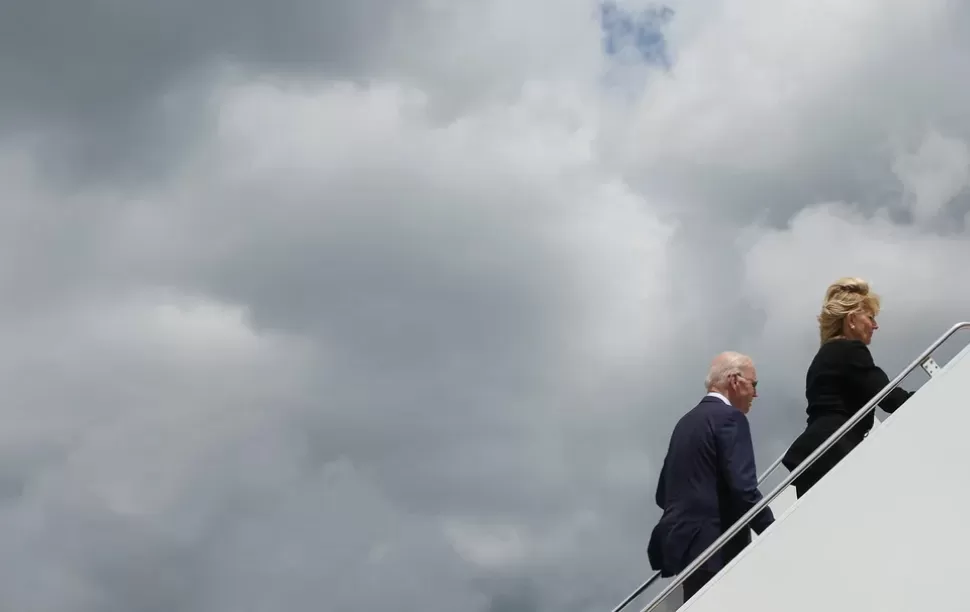 El presidente Joe Biden y la primera dama en una fotografía de archivo (REUTERS/Leah Millis)