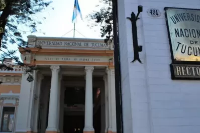 Adiunt realizó un nuevo paro y movilización por los salarios