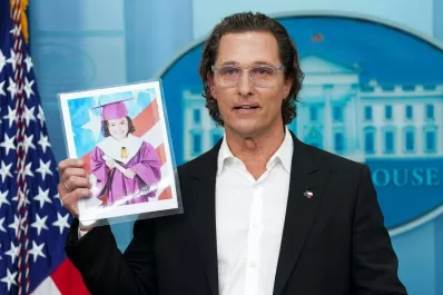 Matthew McConaughey le pidió a Biden medidas razonables en materia de armas