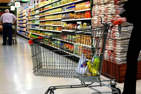 La inflación interanual perfora los tres dígitos