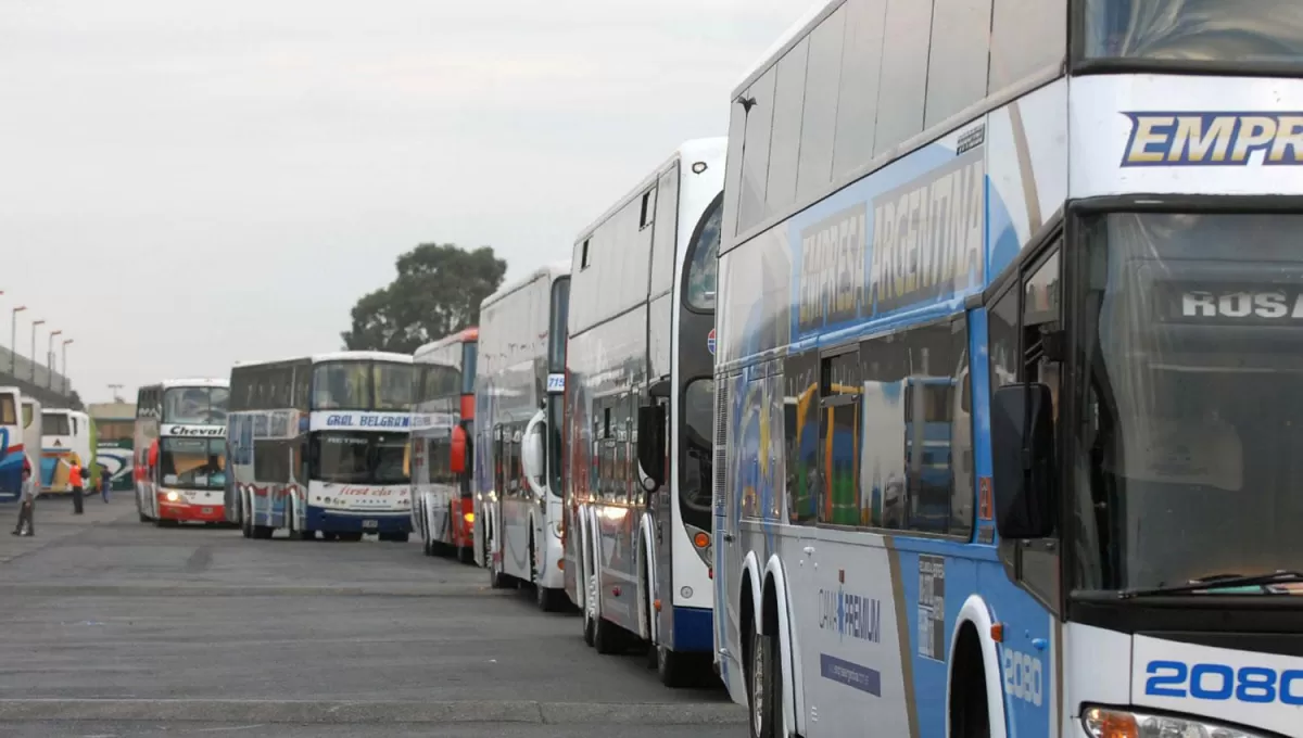 TRANSPORTE DE MEDIA LARGA DISTANCIA / FOTO ILUSTRATIVA DE ARCHIVO