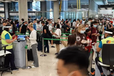 Los aeropuertos de Europa colapsan frente a la reapertura del turismo