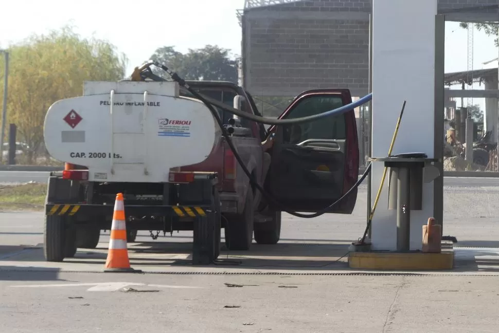 DIFICULTADES. Inconvenientes de todo tipo enfrentan camioneros. 