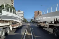 Hasta cuándo estará cortado el tránsito de Mate de Luna por la instalación del puente peatonal