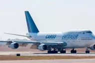 Ordenan pericias sobre los teléfonos de los tripulantes iraníes del avión retenido