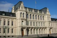 Adelantarán los aumentos salariales para los docentes universitarios