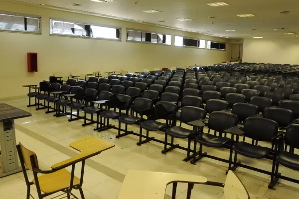 Adiunt convocó a un paro por 72 horas para la última semana de septiembre