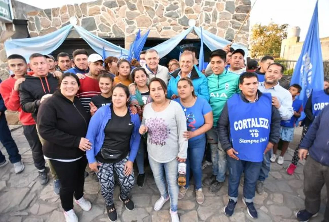 Jaldo recorrió barrios y dijo que en momentos difíciles, hay que estar a la par de la gente