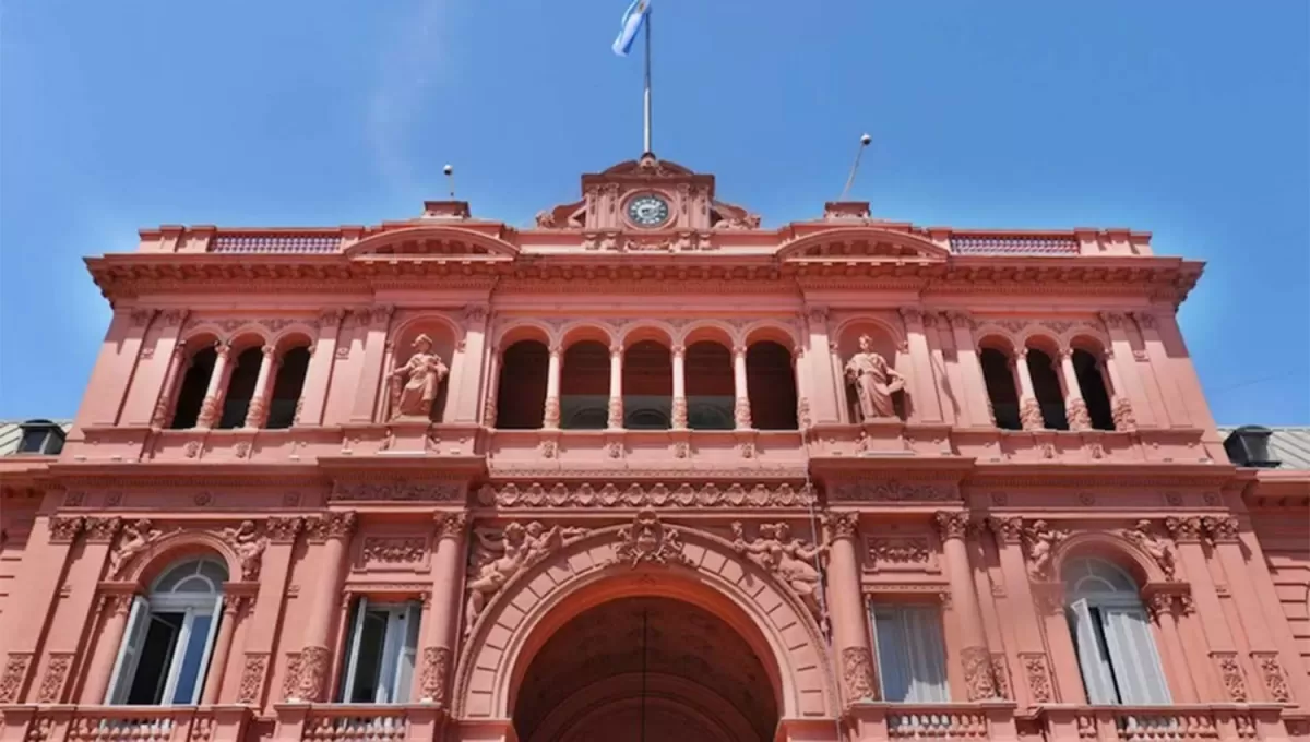 MEDIDAS URGENTES. Desde Casa Rosada se gestaron las iniciativas para intentar contener la inflación y el desabastecimiento de gasoil.