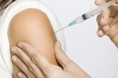 Covid-19: España aplicará una cuarta dosis a toda su población