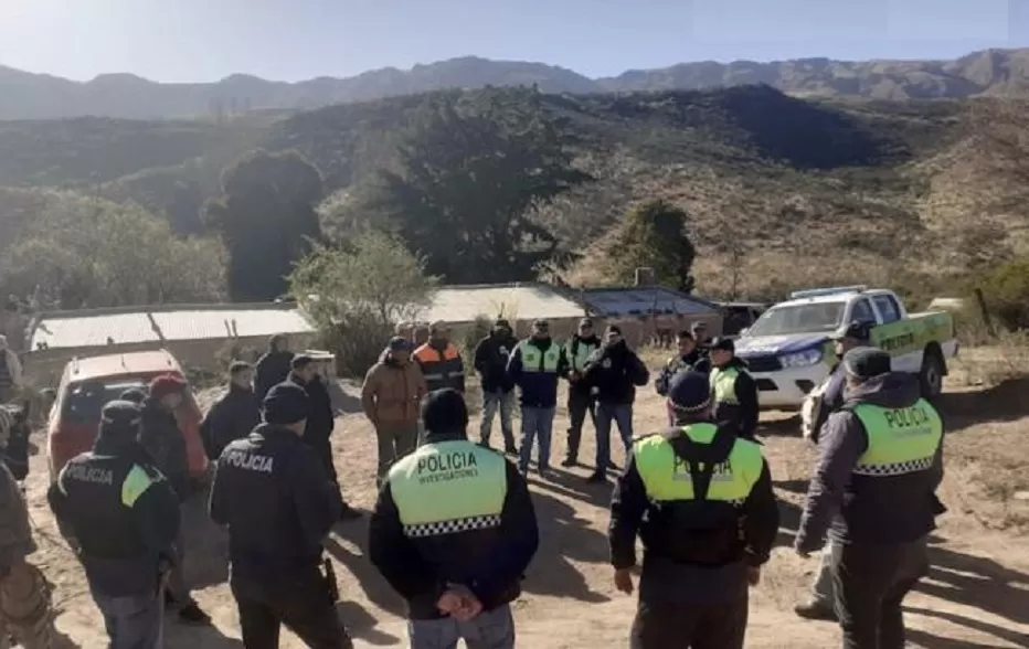 Desalojaron a personas que impedían el acceso a la Estancia Los Alisos