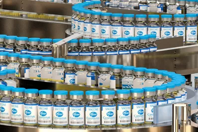 La Organización Mundial de Comercio acordó levantar las patentes de las vacunas contra la covid-19