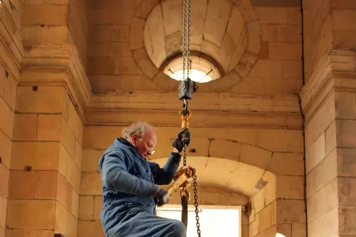 El romance de Decimelahora y la costurera