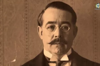 Lugones y la maldición del verso perfecto