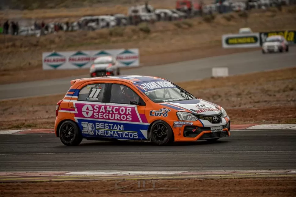 FUTURO. Bestani confía en que el Toyota Etios andará mejor. 