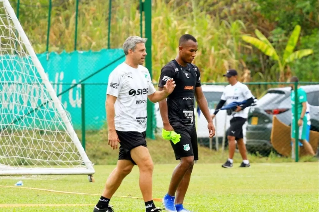 Lucas Pusineri junto a Andrés Felipe Balanta, en 2019.