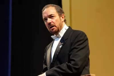 Un abrazo humanista y musical para preservar el planeta