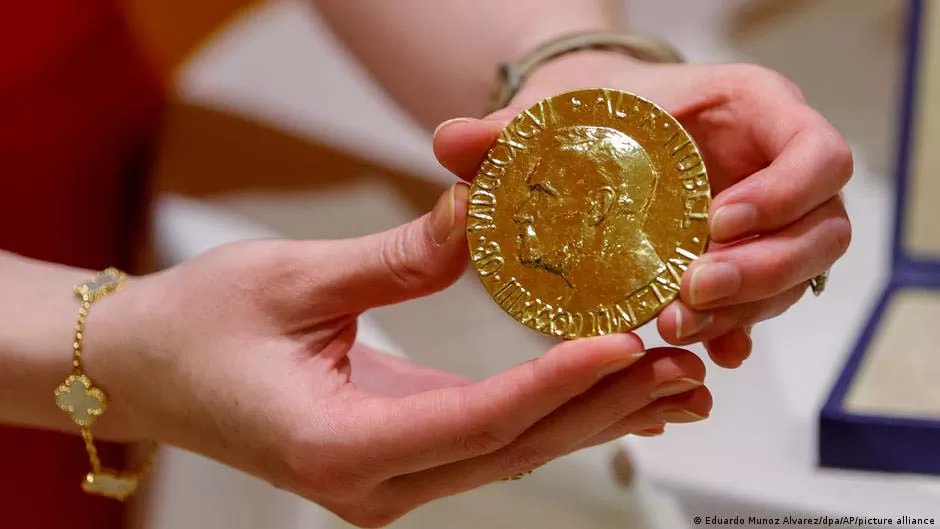 MEDALLA DE ORO. Un comprador anónimo pagó una suma millonaria. 