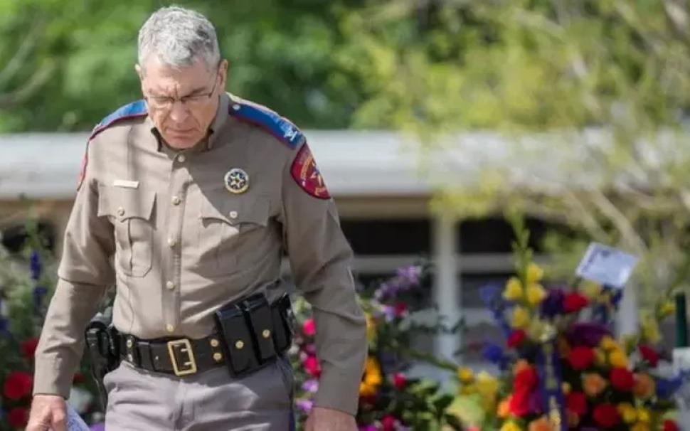 McCraw testificó este martes frente al Senado de Texas. Reuters