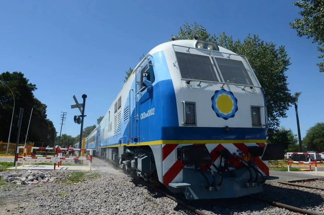 TRENES ARGENTINOS. Tucumán-Retiro.