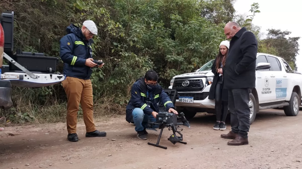 EN LA ESCENA DEL CRIMEN. Los investigadores utilizaron un dron para recolectar evidencias. Foto de Prensa MPF