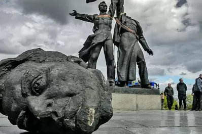 Ni Mayakovski se salva del odio nacionalista que engendra la guerra