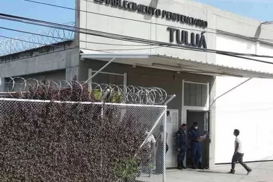 Trágico motín en Colombia dejó 49 presos muertos