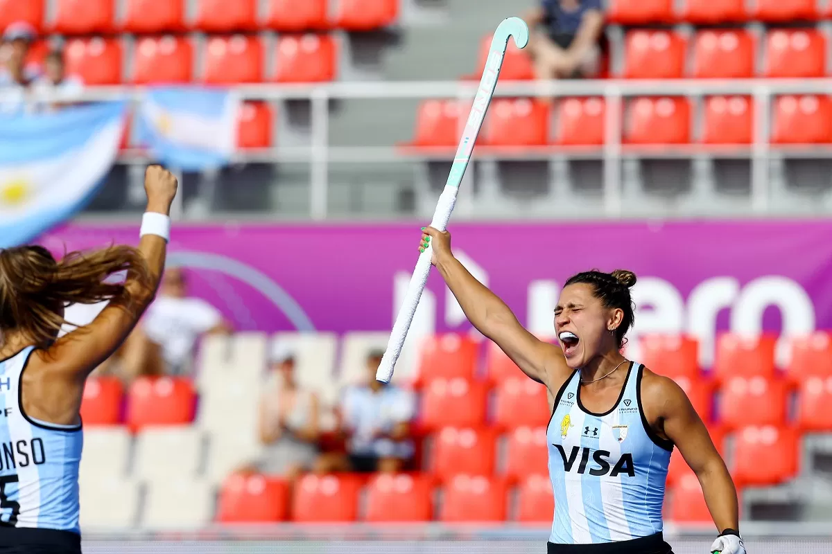 Las Leonas comenzaron el Mundial de hockey femenino con una goleada: vencieron 4-0 a Corea del Sur / Foto de Twitter @ArgFieldHockey