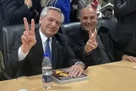 Manzur en una encrucijada: lealtad a su amigo o volver