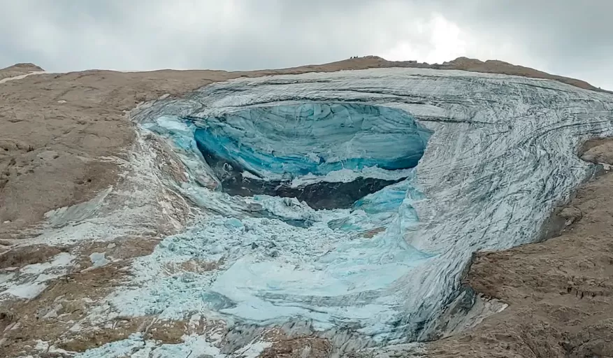 Los funcionarios del servicio de rescate alpino dijeron que podría llevar horas determinar si falta algún excursionista Corpo Nazionale Soccorso Alpino - Corpo Nazionale Soccorso Alpino