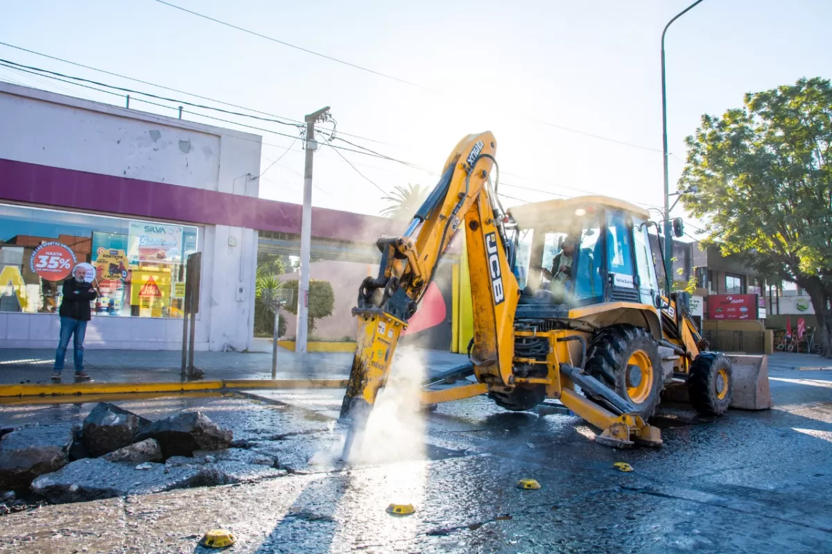 OBRAS EN Yerba Buena. 