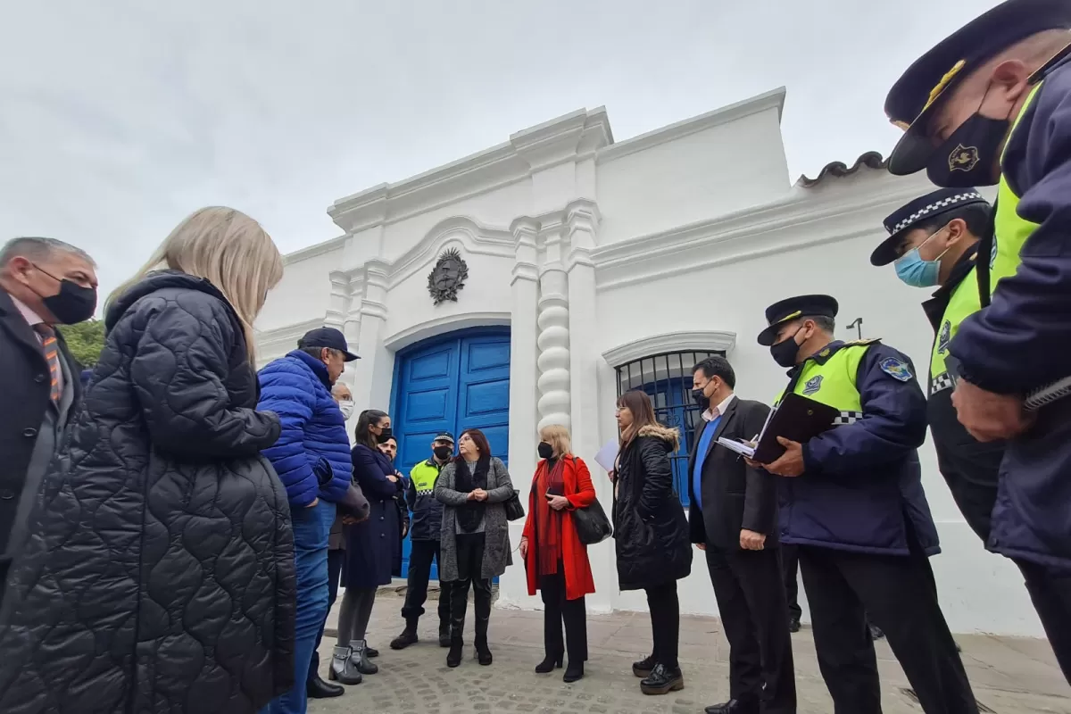 Funcionarios provinciales y municipales coordinan actividades de cara al 9 de Julio. Foto de LA GACETA / Juan Pablo Sánchez Noli